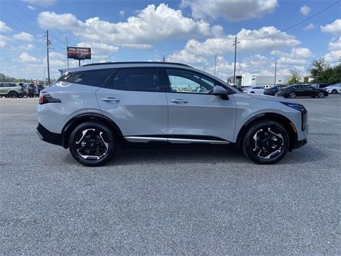 New 2026 Kia Sportage SX image 2