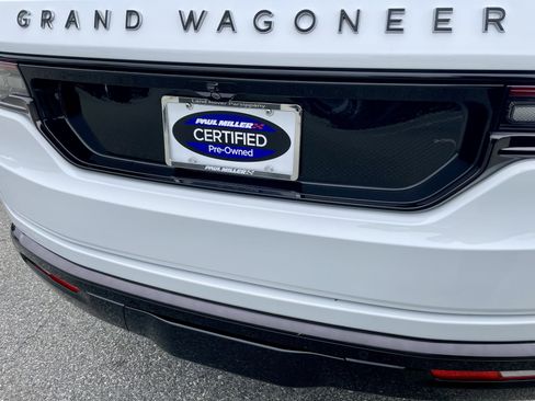 Used 2024 Jeep Grand Wagoneer Series III w/ Quick Order Packagew 28T AWD/4WD image 45