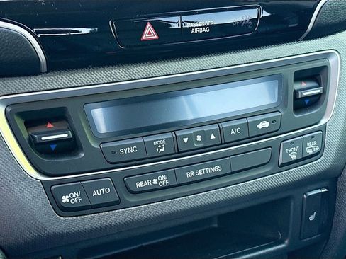 Used 2023 Honda Ridgeline RTL-E image 16