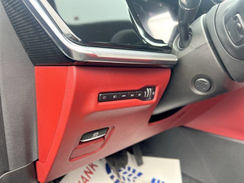 New 2024 Jeep Wagoneer Launch Edition image 11