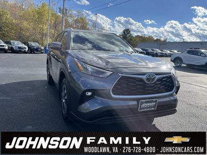 Used 2023 Toyota Highlander XLE