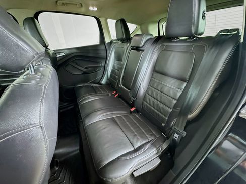 Used 2019 Ford Escape Titanium image 20