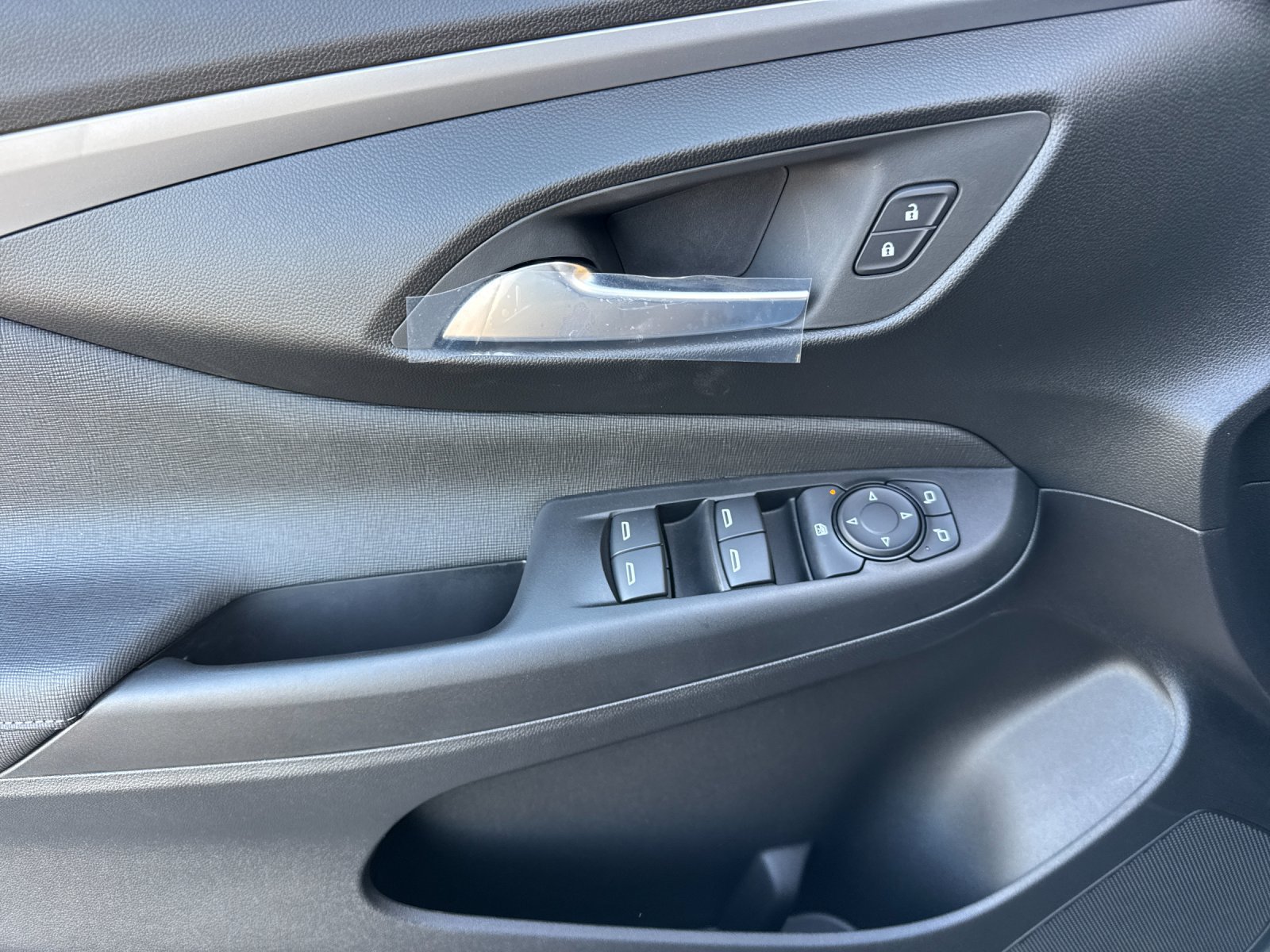 New 2026 Buick Envista Sport Touring w/ Convenience I Package FWD image 11