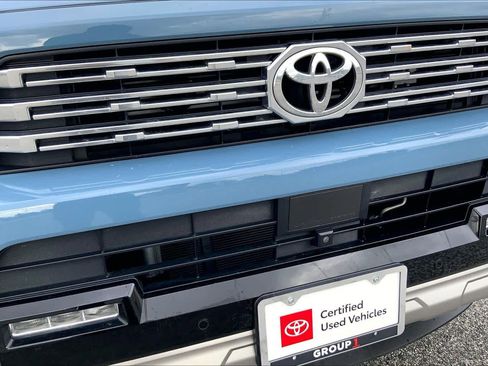 Certified 2025 Toyota 4Runner Limited AWD/4WD image 29