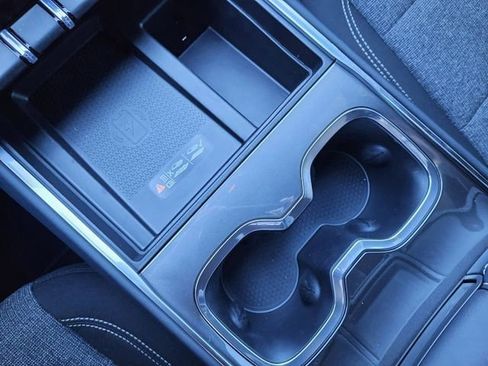 New 2026 GMC Acadia Elevation image 15