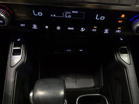 Used 2023 Kia Telluride SX Prestige AWD/4WD image 25