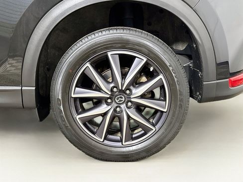 Used 2018 MAZDA CX-5 Touring w/ Preferred Equipment Package AWD/4WD image 31