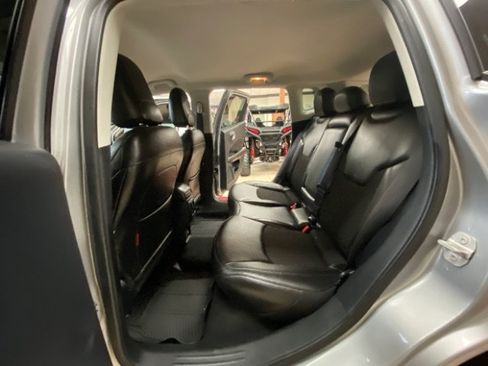 Used 2021 Jeep Compass Trailhawk AWD/4WD image 15
