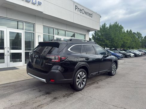 Used 2024 Subaru Outback Limited AWD/4WD image 3