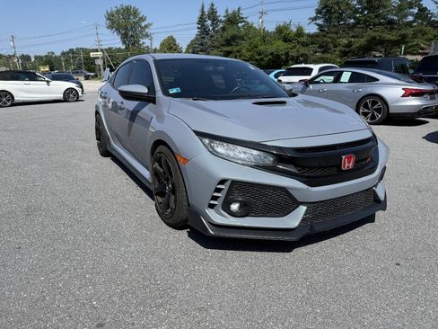 Used 2019 Honda Civic Type R image 6