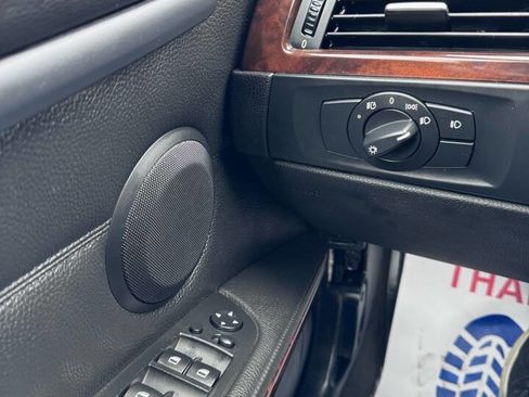 Used 2007 BMW 328i Convertible image 17