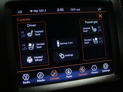 Used 2022 Jeep Cherokee Trailhawk w/ Premium Leather Package AWD/4WD image 27
