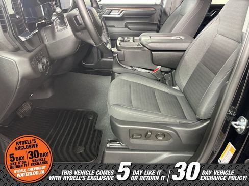 Used 2023 Chevrolet Silverado 1500 LT image 17