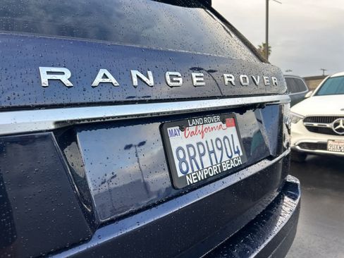 Used 2017 Land Rover Range Rover HSE image 19
