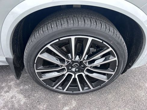 Used 2026 Volvo XC90 B6 Ultra w/ Lounge Package image 12