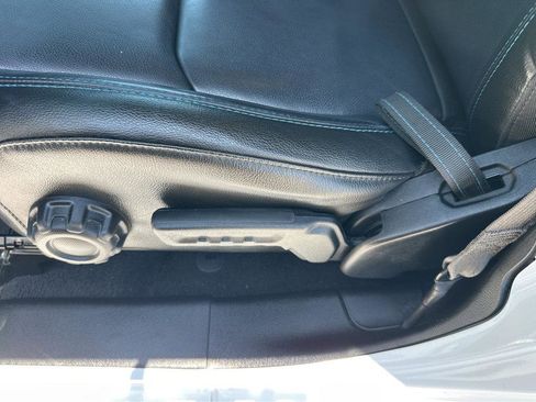 Used 2021 Jeep Wrangler Unlimited Rubicon 4xe w/ Dual Top Group image 33