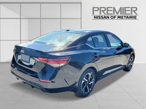 New 2025 Nissan Sentra SV image 6