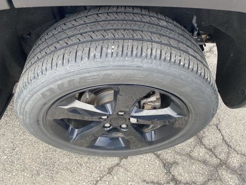 Used 2022 Jeep Grand Cherokee Altitude AWD/4WD image 41