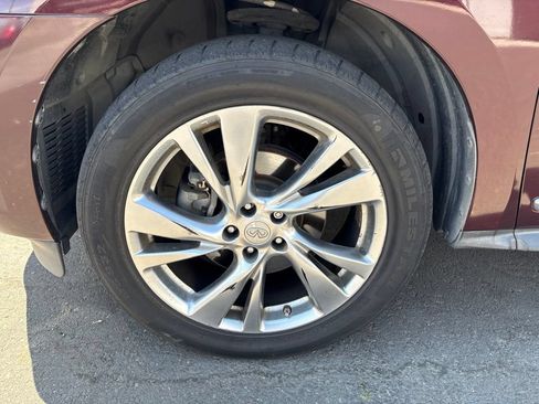 Used 2013 INFINITI JX35 AWD w/ Premium Pkg image 11
