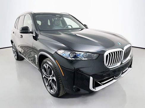 New 2026 BMW X5 xDrive40i image 3