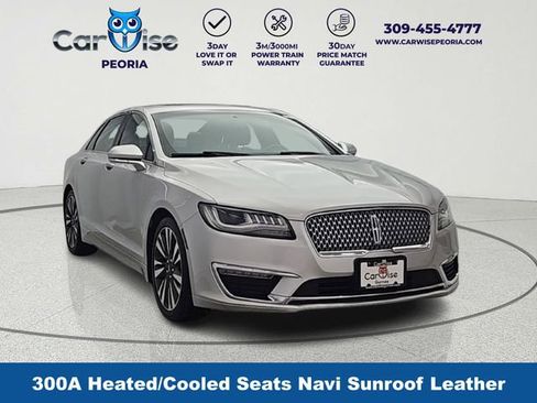 Used 2017 Lincoln MKZ Reserve image 1