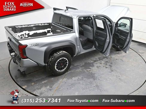 New 2025 Toyota Tacoma TRD Off-Road image 32