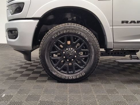 Used 2026 RAM 3500 Limited AWD/4WD image 11