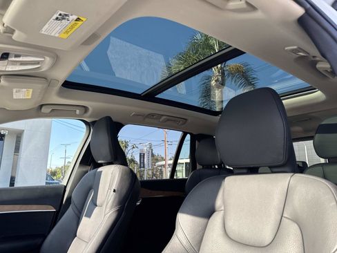 Used 2024 Volvo XC90 B5 Plus AWD/4WD image 19