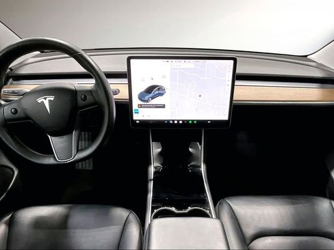Used 2019 Tesla Model 3 Long Range image 8