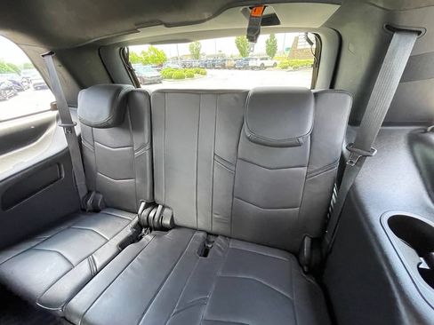 Used 2020 Cadillac Escalade Platinum AWD/4WD image 26