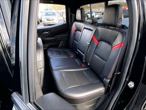 Used 2023 Chevrolet Colorado Z71 w/ Z71 Convenience Package 2 image 14