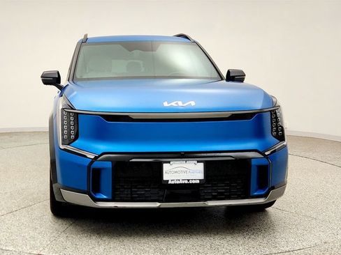 Used 2024 Kia EV9 GT-Line AWD/4WD image 2