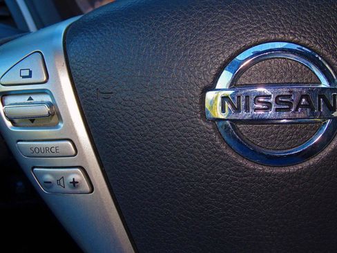Used 2013 Nissan Sentra SV image 20