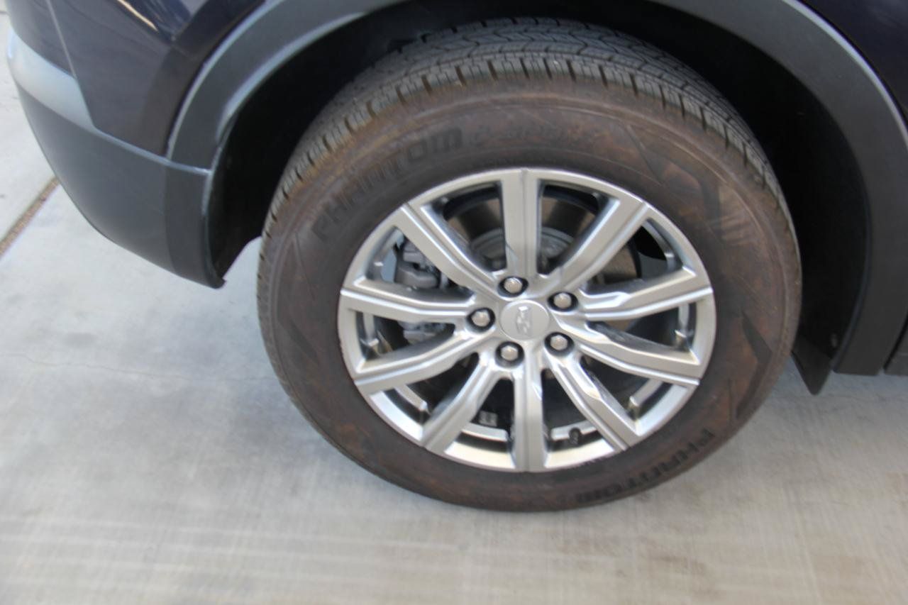 Used 2022 Cadillac XT4 Premium Luxury w/ Driver Awareness Package FWD image 28