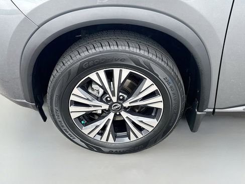 Used 2023 Nissan Rogue SV w/ SV Premium B Package image 26