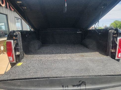 Used 2015 RAM 1500 Laramie AWD/4WD image 8