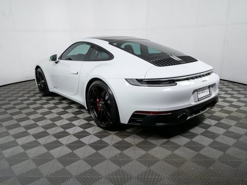 Certified 2022 Porsche 911 Carrera GTS image 3