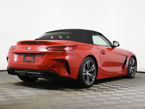 Used 2025 BMW Z4 M40i w/ Premium Package image 8