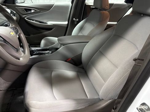 Used 2024 Chevrolet Malibu LT FWD image 18