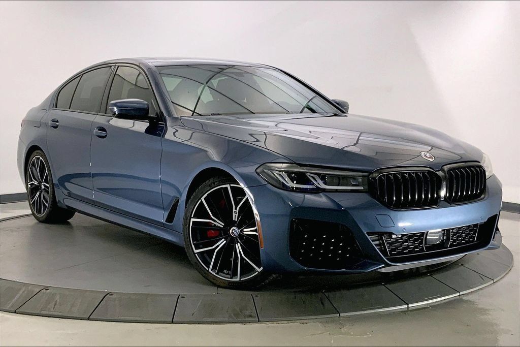 Certified 2023 BMW M550i xDrive AWD/4WD image 33