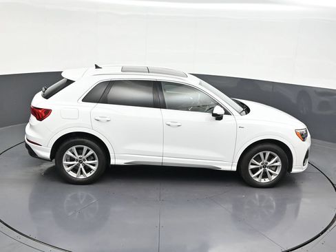 Used 2021 Audi Q3 2.0T Premium w/ Convenience Package AWD/4WD image 20