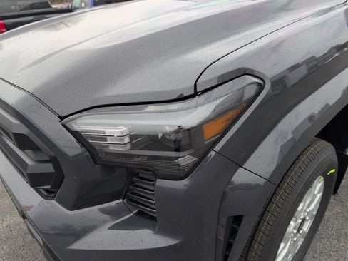 New 2025 Toyota Tacoma SR5 image 10