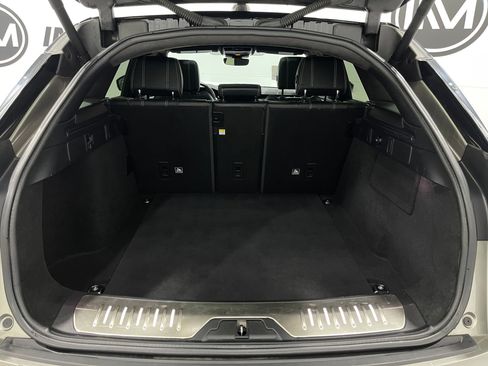 Used 2020 Land Rover Range Rover Velar R-Dynamic S image 28