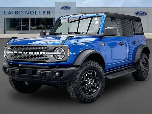 New 2026 Ford Bronco Badlands AWD/4WD image 1