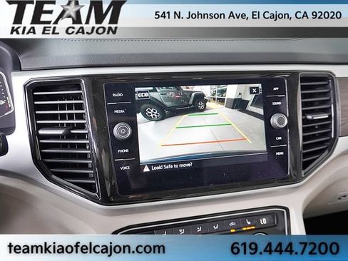 Used 2023 Volkswagen Atlas SE w/ Panoramic Sunroof Package FWD image 30