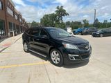 Used 2017 Chevrolet Traverse LT w/ Style and Technology Package image 4