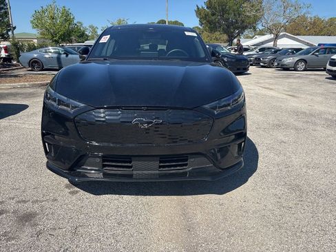 Used 2025 Ford Mustang Mach-E GT image 1