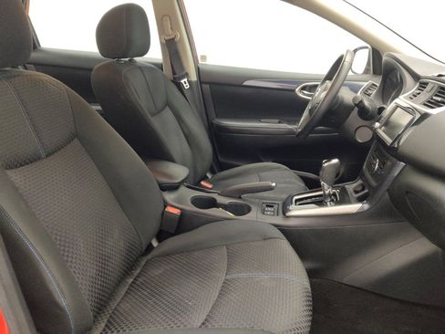 Used 2019 Nissan Sentra SR FWD image 21