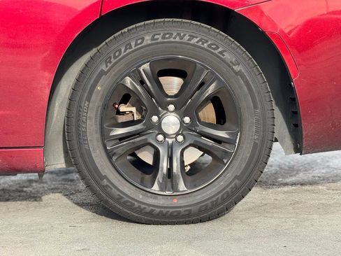 Used 2021 Dodge Charger SXT w/ Leather Interior Group image 3