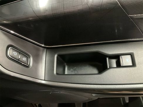 Used 2023 Ford F150 XLT w/ Equipment Group 302A High image 17